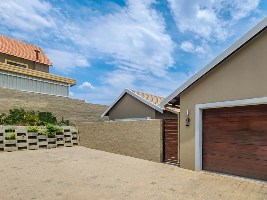 3 Bedroom Property for Sale in Xanadu Eco Residential Estate North West